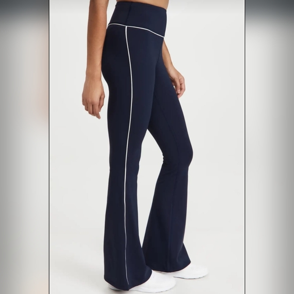 Eleven by Venus Williams - Sports Bra & Leggings - Picture 3 of 17